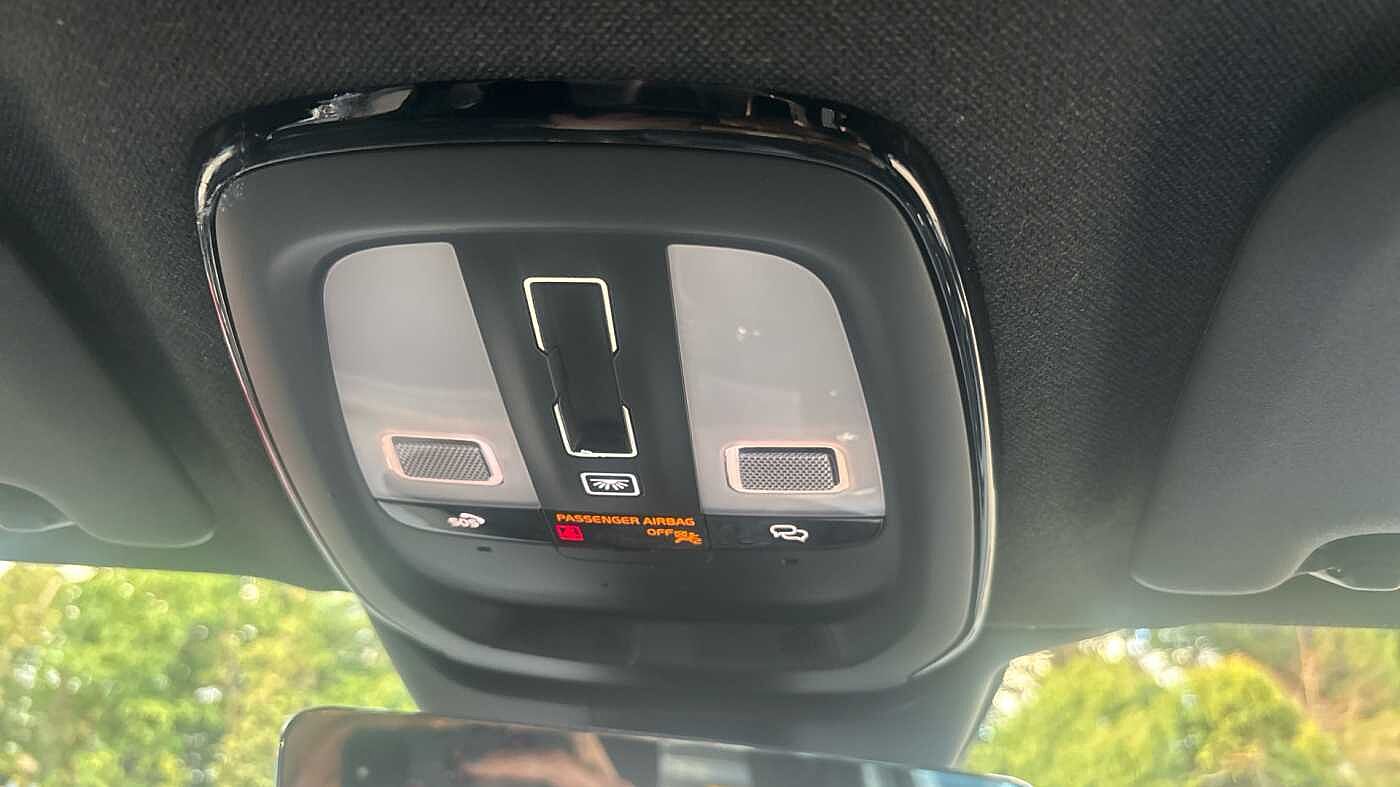 Used Volvo XC40 2022 for sale - 78035950: Photo 28