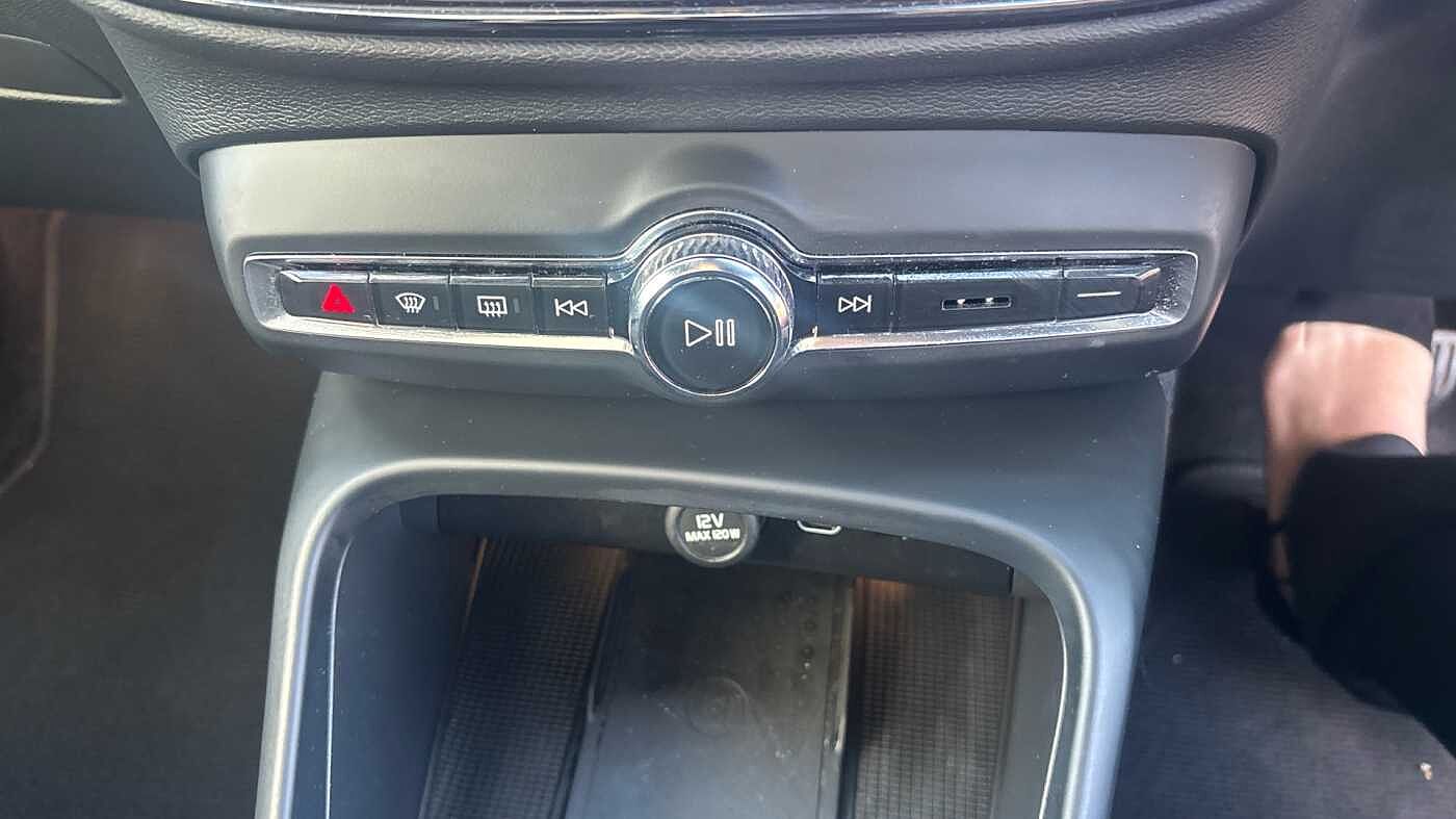 Used Volvo XC40 2022 for sale - 78035950: Photo 46