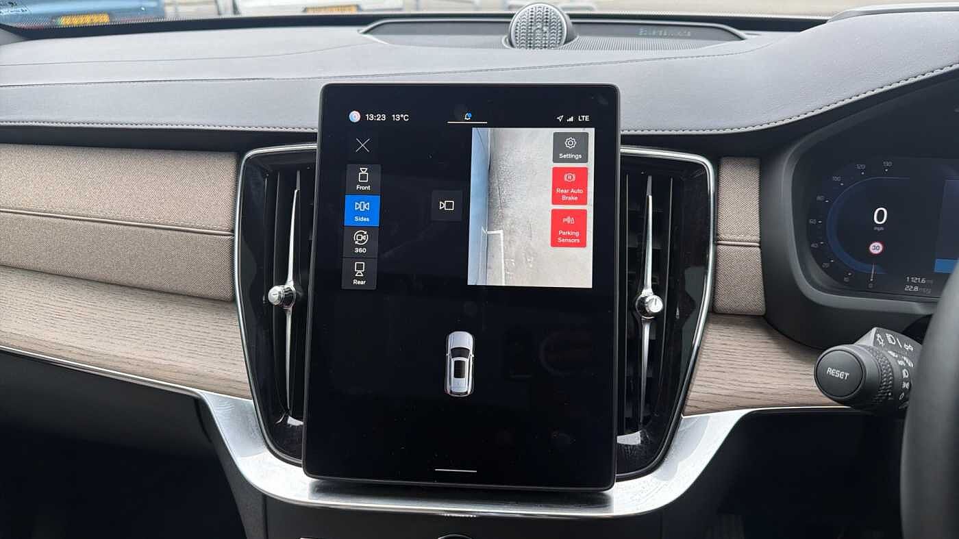 Used Volvo XC90 2025 for sale - 78035959: Photo 45