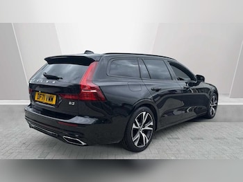 Used Volvo V60 2022 for sale - 78344003: Photo