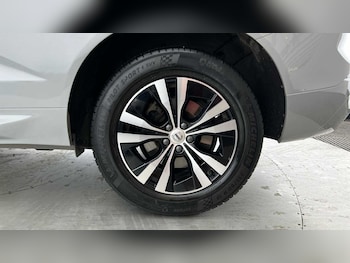 Used Volvo XC60 2023 for sale - 79503093: Photo