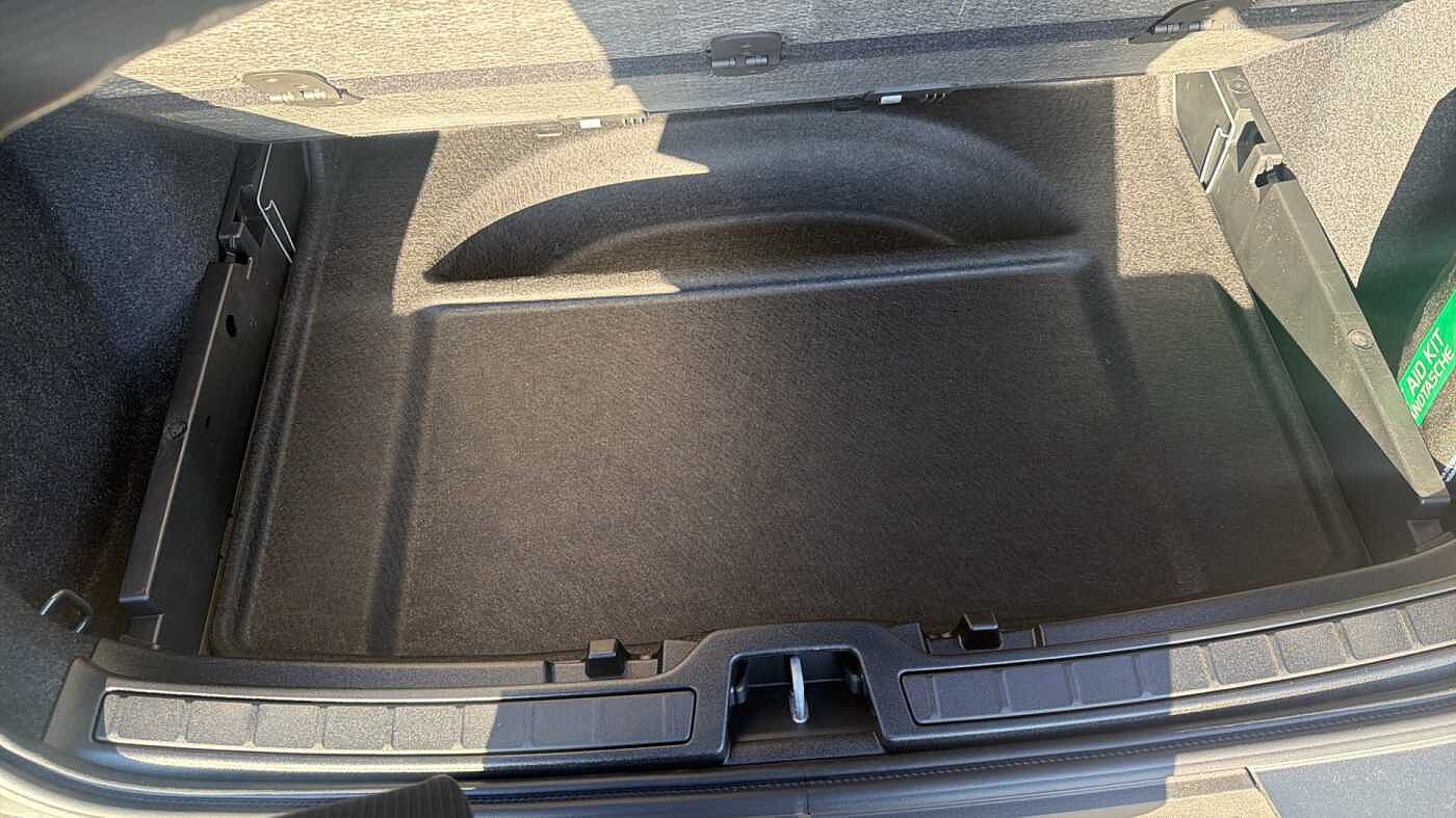 Used Volvo XC40 2026 for sale - 78179871: Photo 35