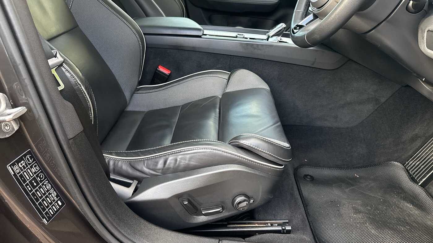 Used Volvo V60 2022 for sale - 78035956: Photo 31