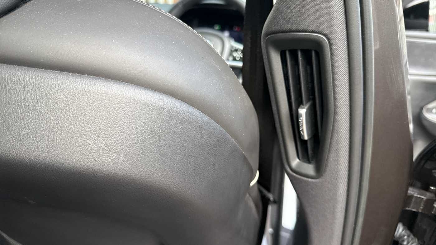 Used Volvo V60 2022 for sale - 78035956: Photo 41