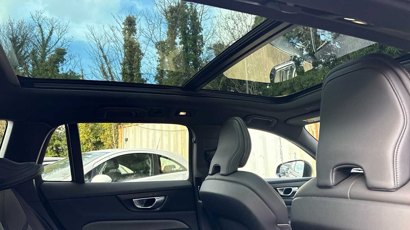 Used Volvo V60 2022 for sale - 78035956: Photo 43