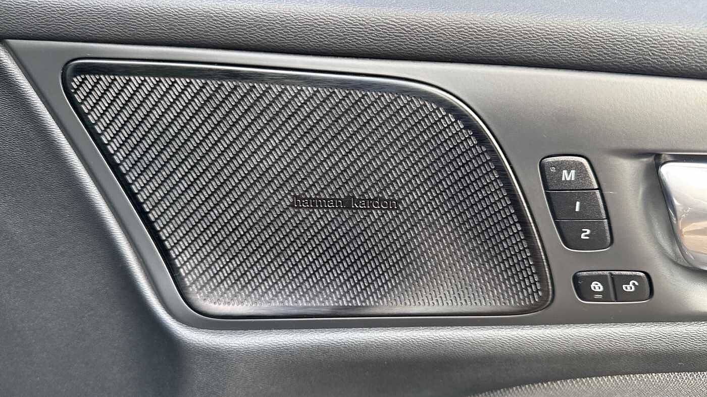 Used Volvo V60 2022 for sale - 78035956: Photo 45