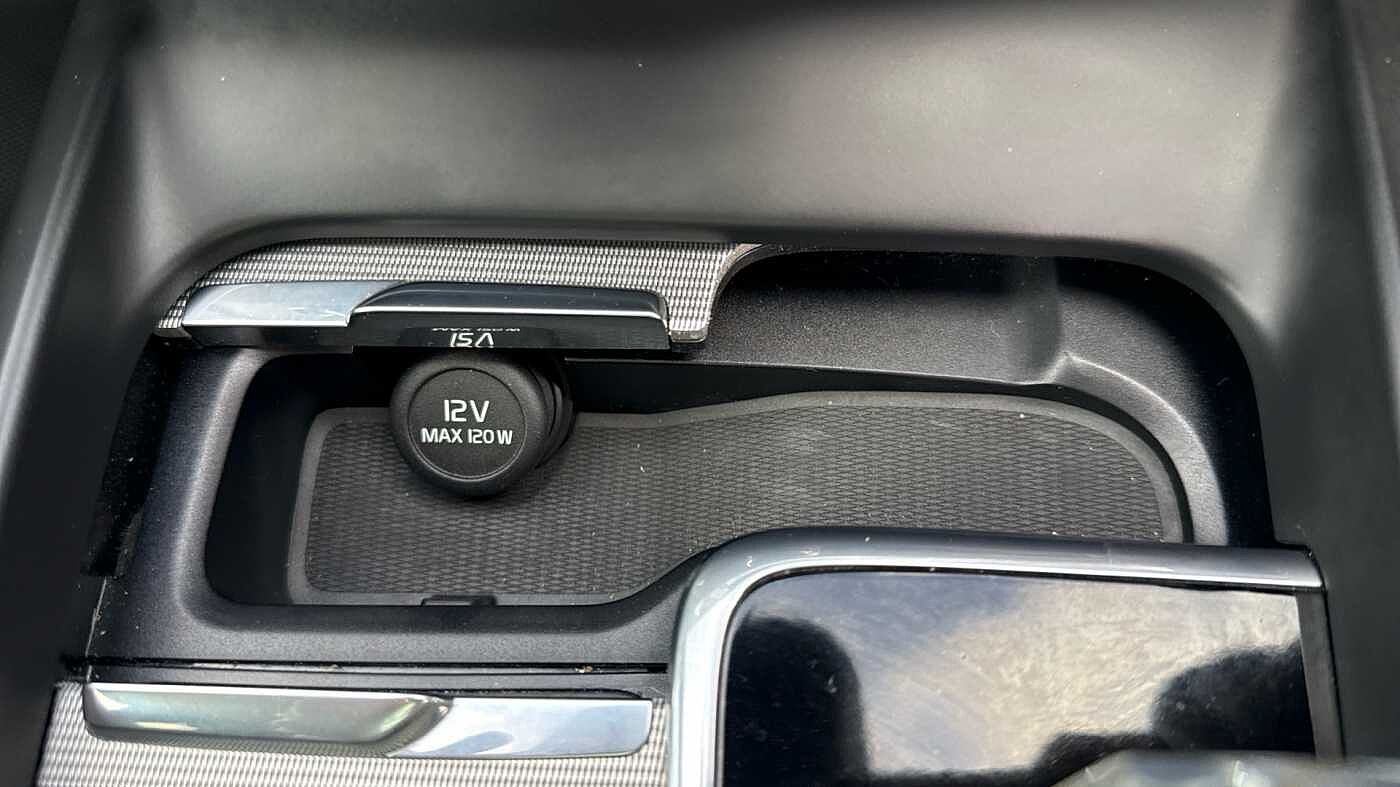 Used Volvo V60 2022 for sale - 78035956: Photo 48