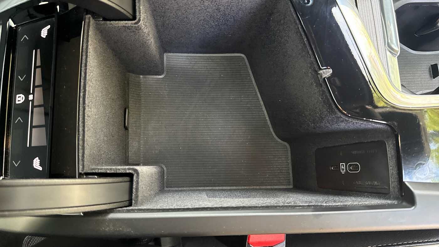 Used Volvo V60 2022 for sale - 78035956: Photo 51