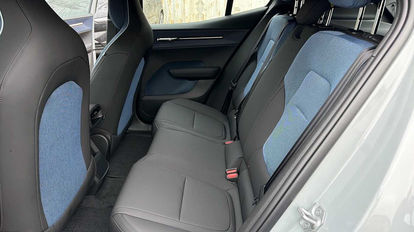 Used Volvo EX30 2025 for sale - 78035943: Photo 34