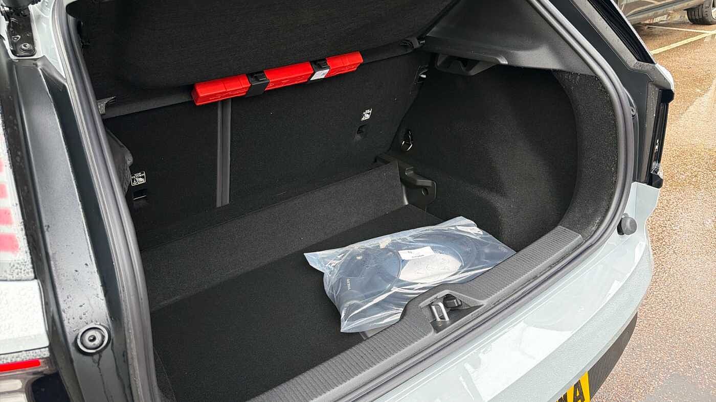 Used Volvo EX30 2025 for sale - 78035943: Photo 38