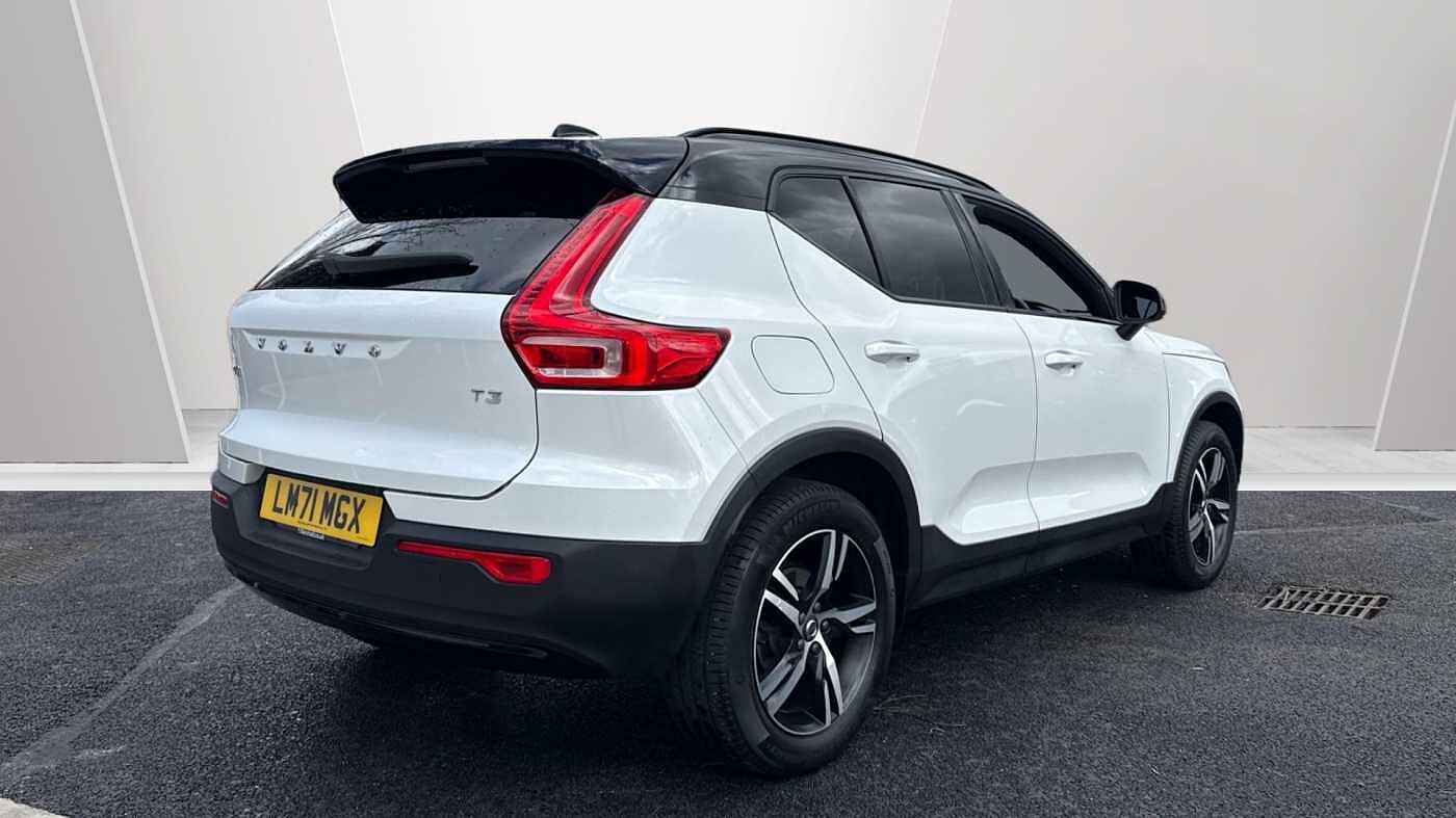 Used Volvo XC40 2022 for sale - 78035963: Photo 2