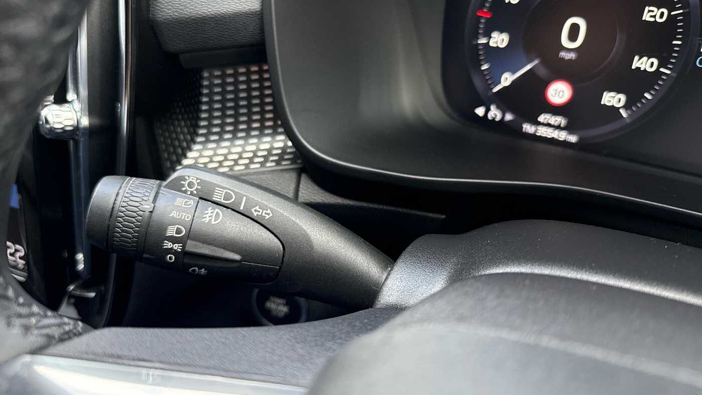 Used Volvo XC40 2022 for sale - 78035963: Photo 21