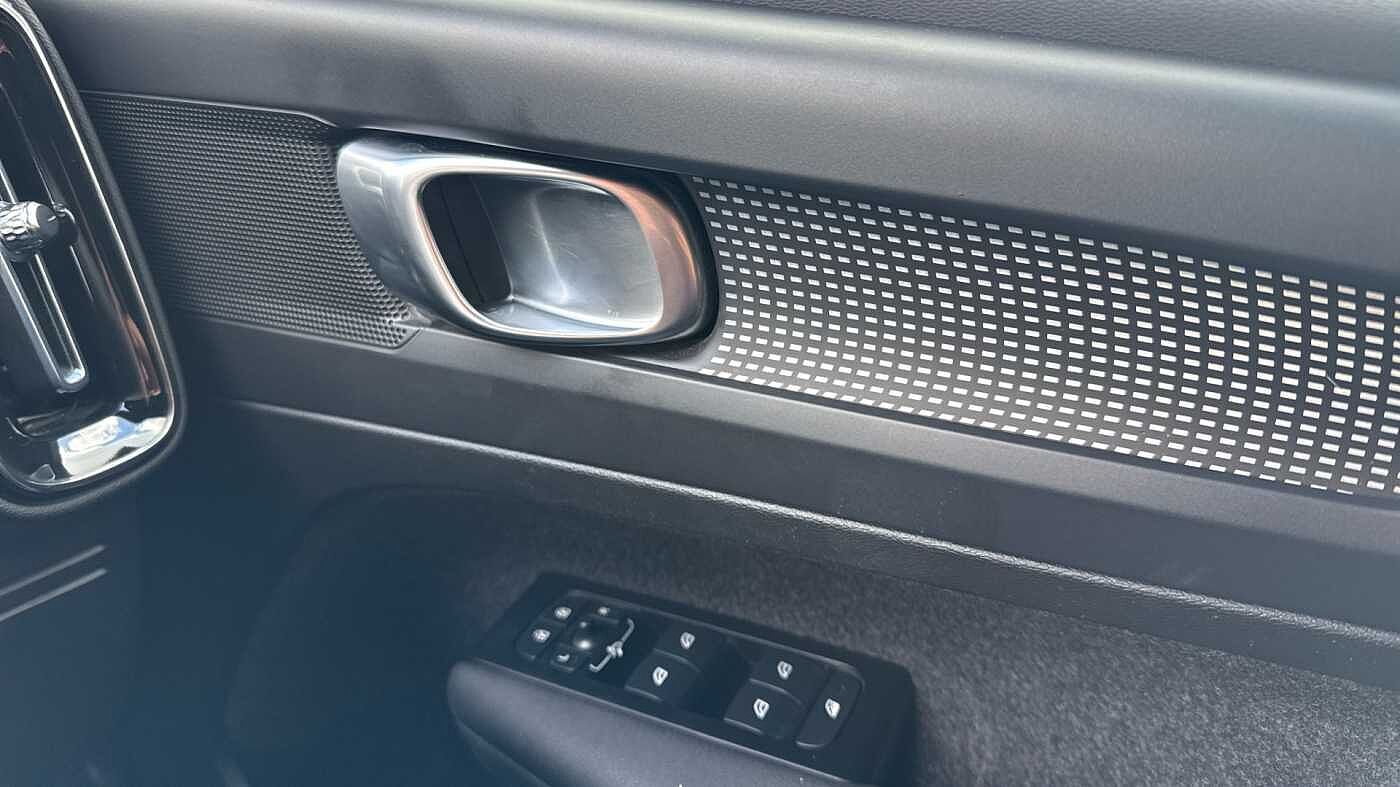 Used Volvo XC40 2022 for sale - 78035963: Photo 30