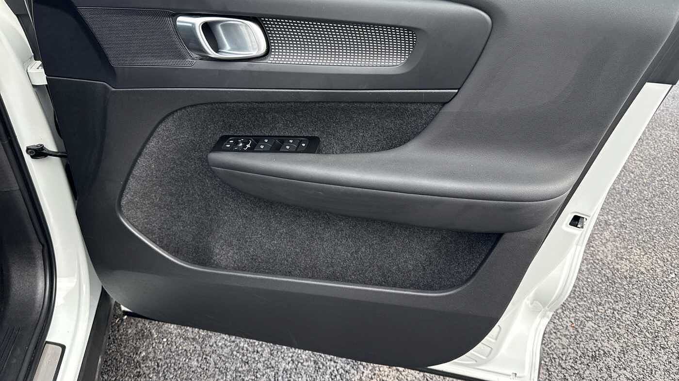 Used Volvo XC40 2022 for sale - 78035963: Photo 42