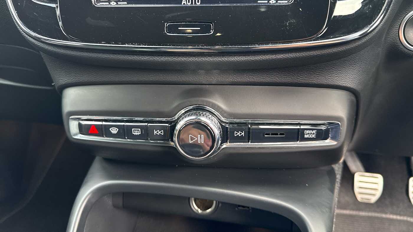 Used Volvo XC40 2022 for sale - 78035963: Photo 45