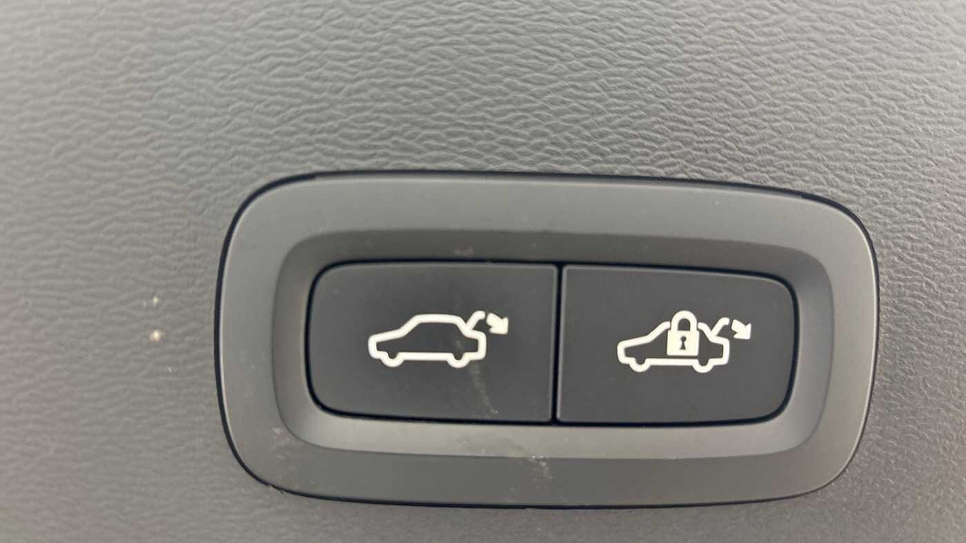 Used Volvo XC40 2025 for sale - 78035944: Photo 18