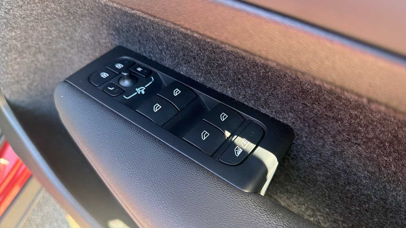 Used Volvo XC40 2024 for sale - 78035966: Photo 24