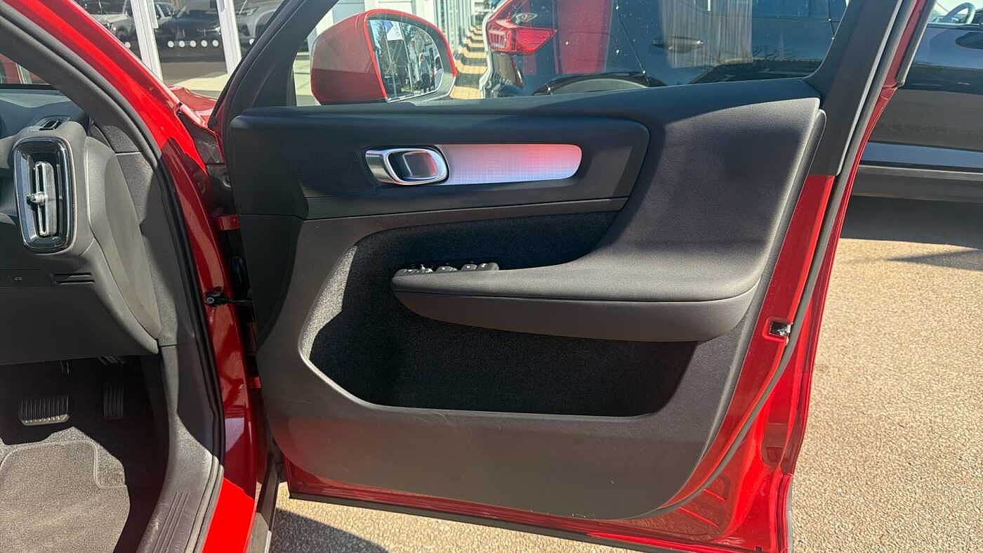 Used Volvo XC40 2024 for sale - 78035966: Photo 29