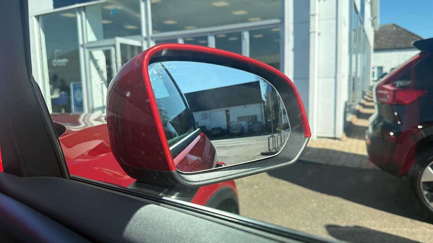 Used Volvo XC40 2024 for sale - 78035966: Photo 32