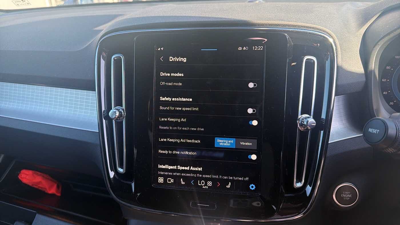 Used Volvo XC40 2024 for sale - 78035966: Photo 39