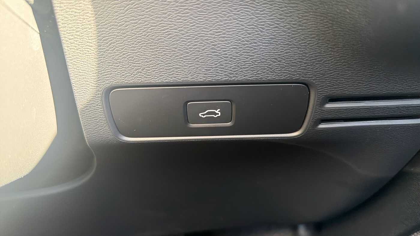 Used Volvo XC40 2024 for sale - 78035966: Photo 45