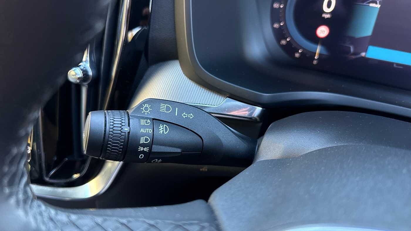 Used Volvo V60 2025 for sale - 78035936: Photo 22