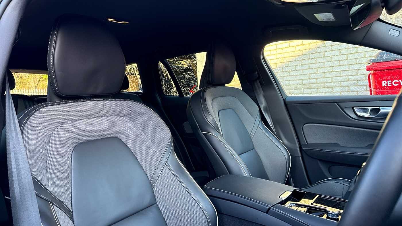 Used Volvo V60 2025 for sale - 78035936: Photo 33