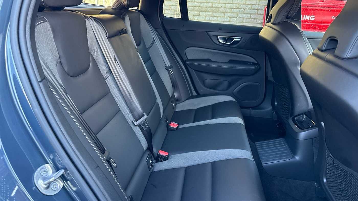 Used Volvo V60 2025 for sale - 78035936: Photo 35