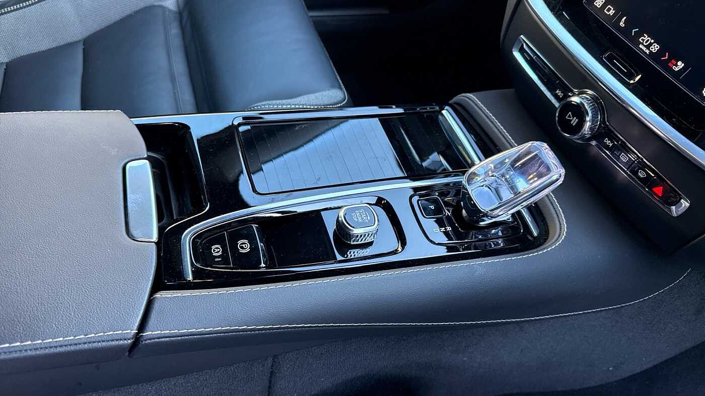 Used Volvo V60 2025 for sale - 78035936: Photo 47