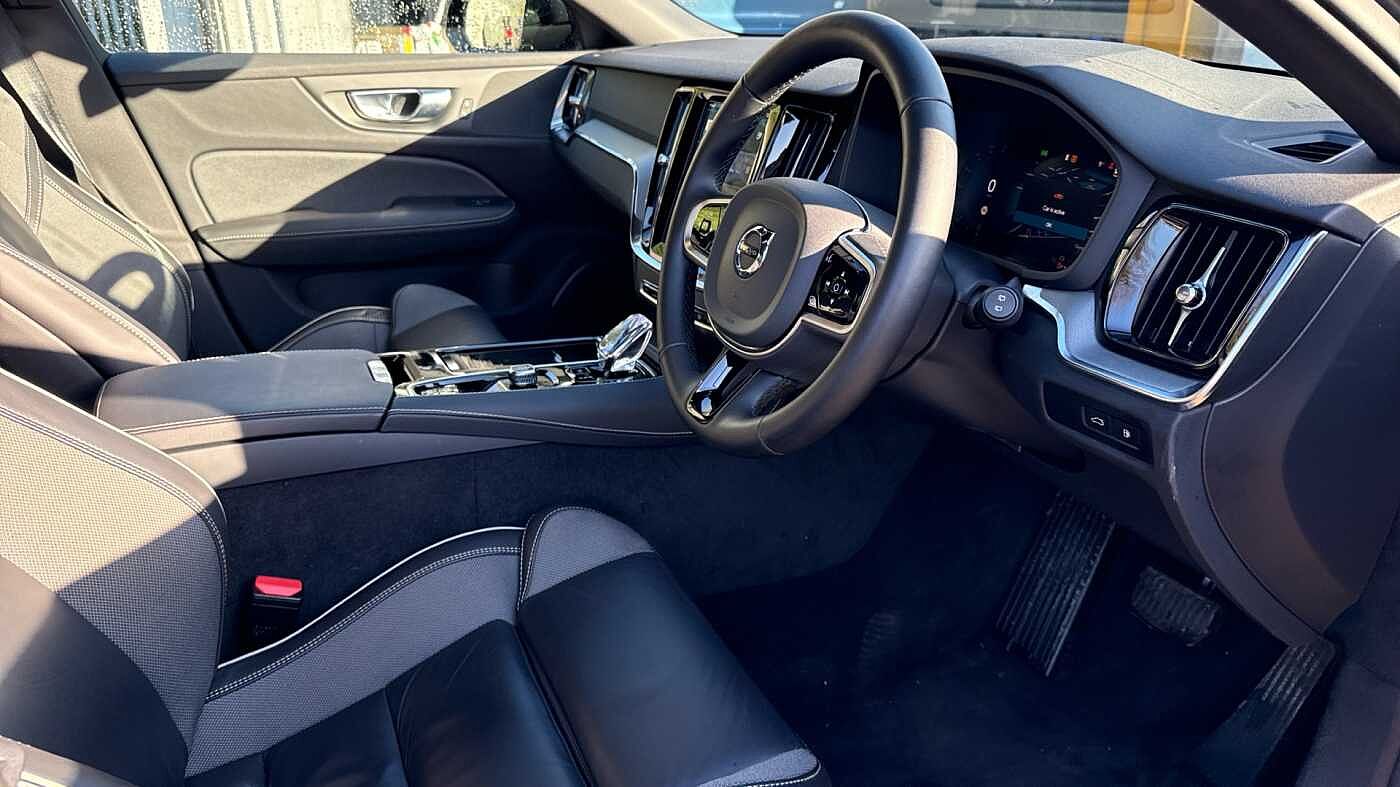 Used Volvo V60 2025 for sale - 78035936: Photo 5