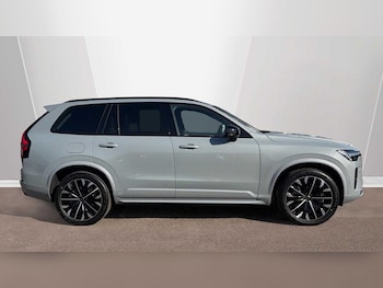 Used Volvo XC90 2026 for sale - 78140496: Photo