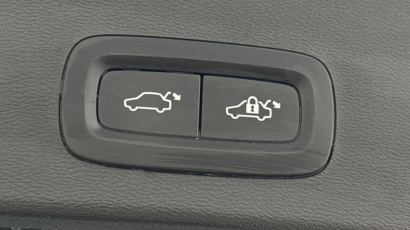 Used Volvo XC40 2024 for sale - 78035937: Photo 19