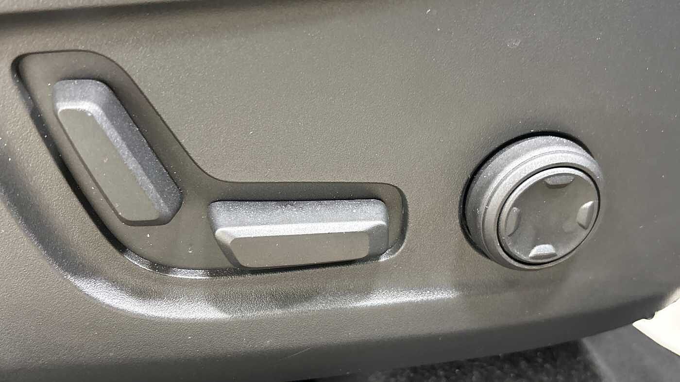 Used Volvo XC40 2024 for sale - 78035937: Photo 28