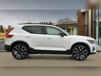 Used Volvo XC40 2024 for sale - 78035937: Photo