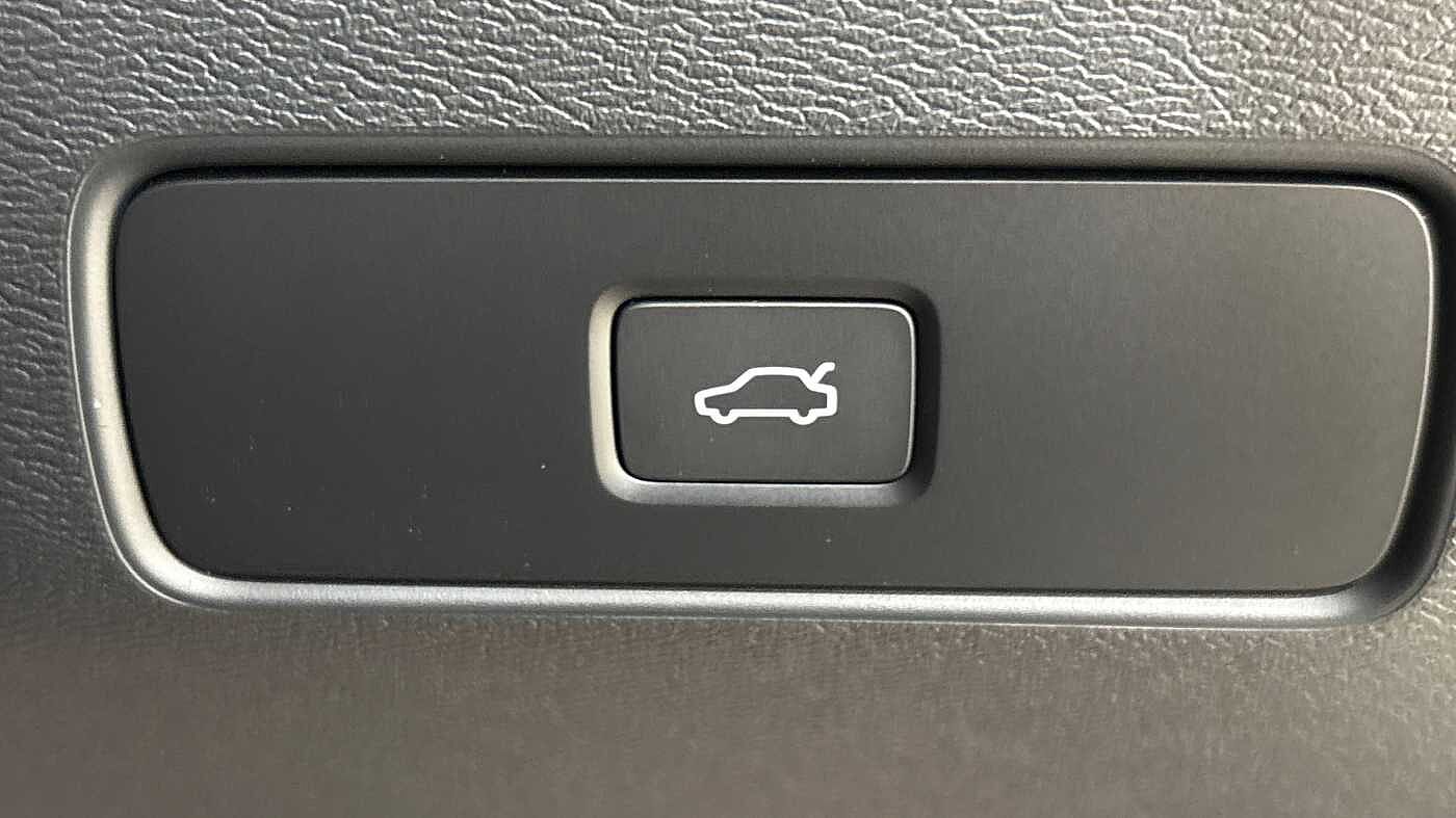 Used Volvo XC40 2024 for sale - 78035937: Photo 30