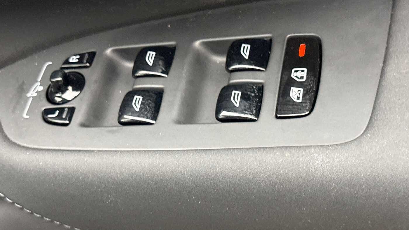 Used Volvo XC90 2025 for sale - 78035961: Photo 25