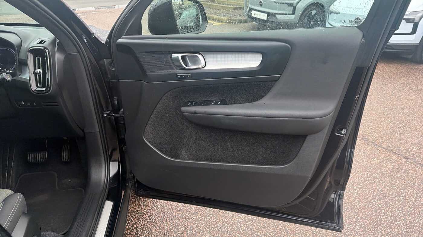 Used Volvo XC40 2022 for sale - 78035957: Photo 30