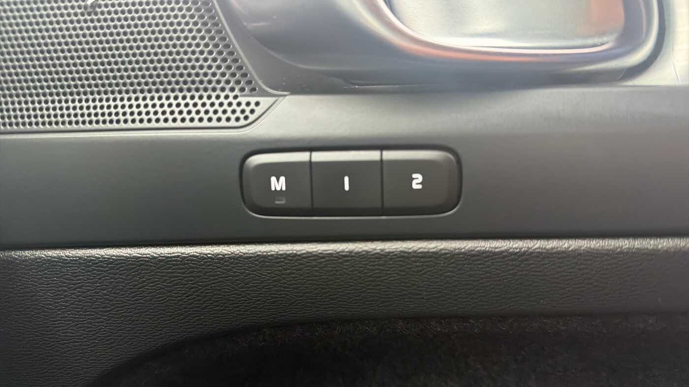 Used Volvo XC40 2022 for sale - 78035957: Photo 40