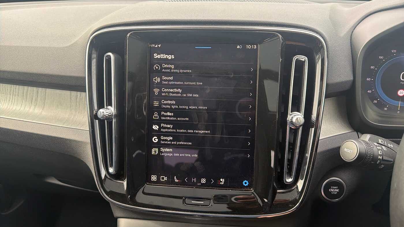 Used Volvo XC40 2025 for sale - 78035953: Photo 17