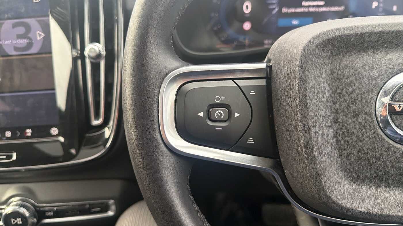 Used Volvo XC40 2025 for sale - 78035953: Photo 21