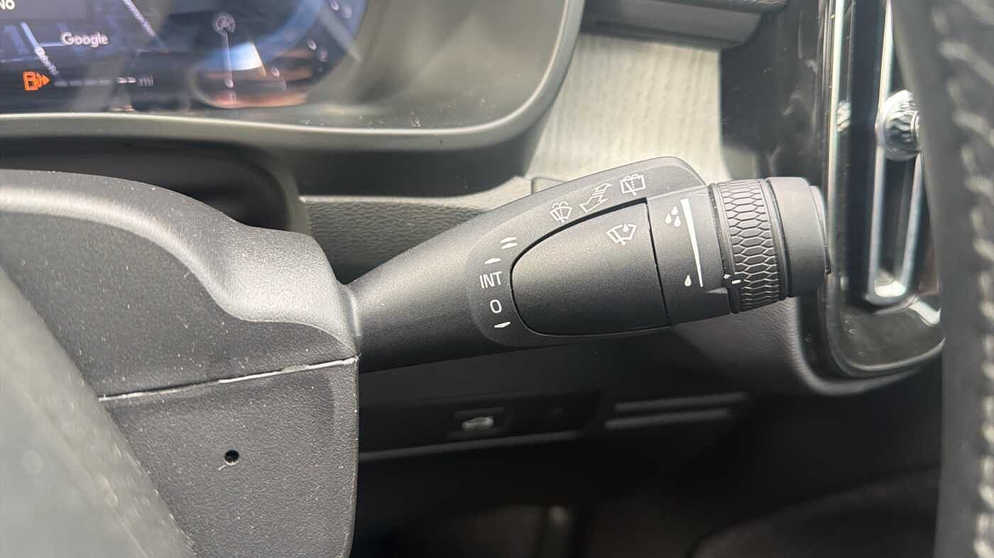 Used Volvo XC40 2025 for sale - 78035953: Photo 23