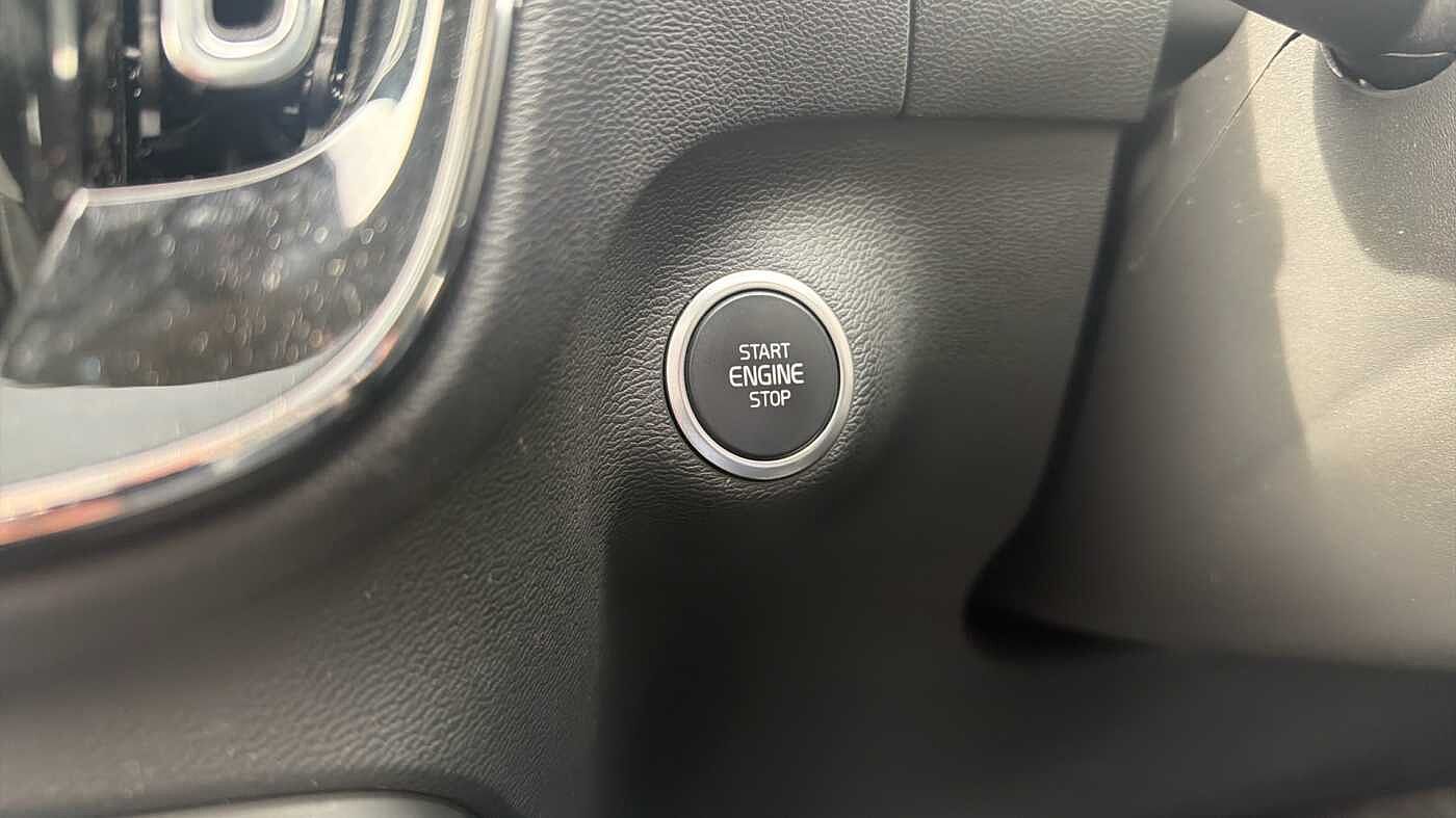 Used Volvo XC40 2025 for sale - 78035953: Photo 27
