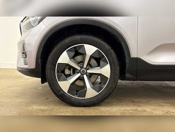 Used Volvo XC40 2025 for sale - 78827933: Photo