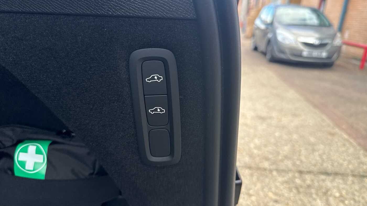 Used Volvo XC90 2025 for sale - 78035941: Photo 37