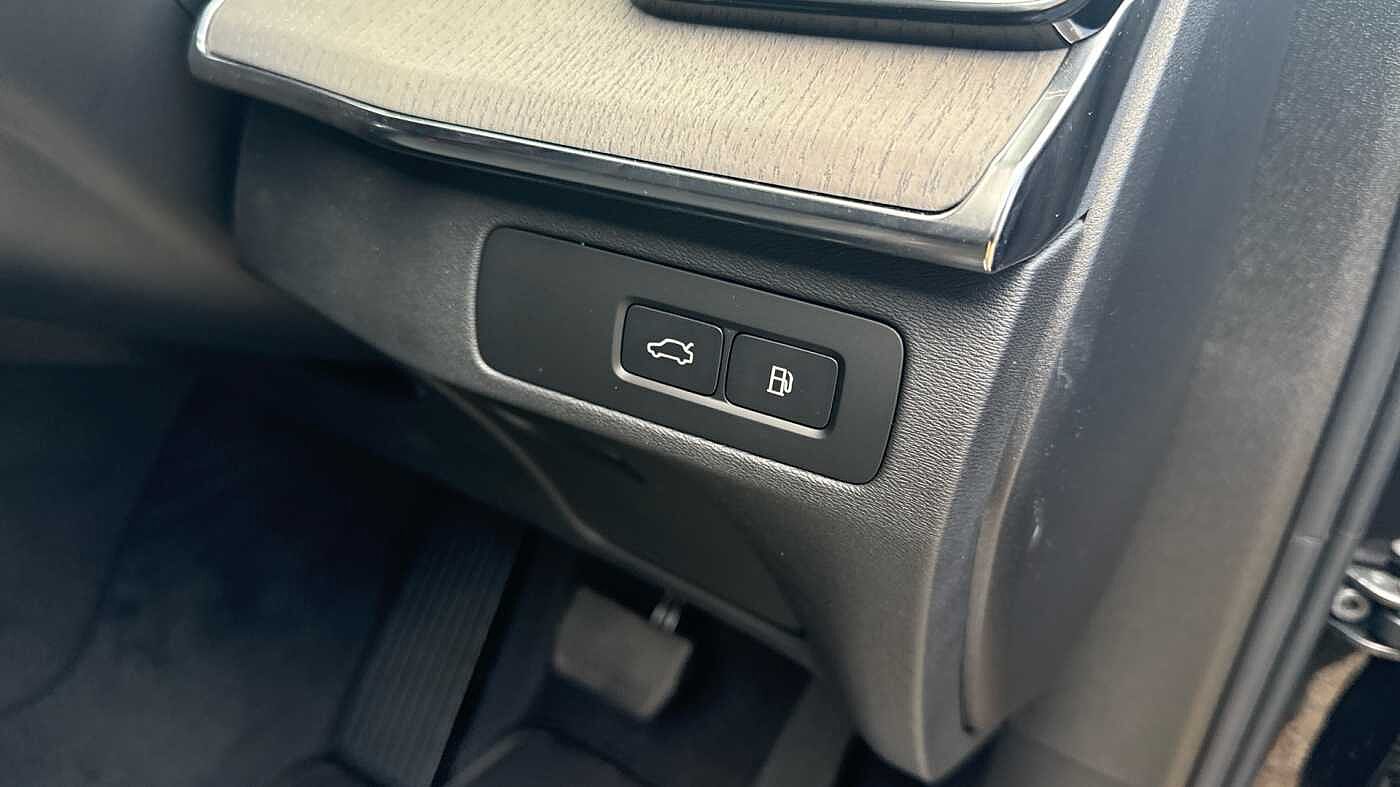 Used Volvo XC90 2025 for sale - 78035941: Photo 46