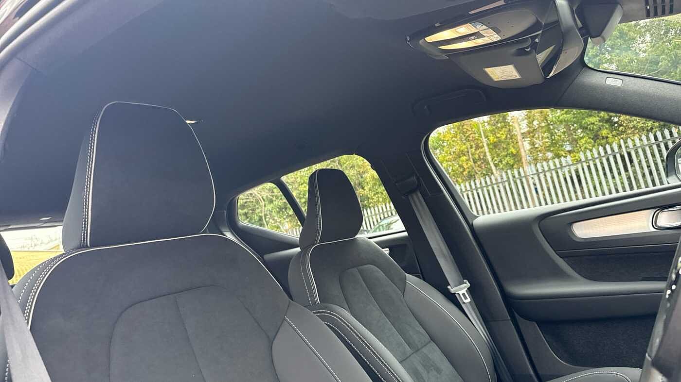 Used Volvo XC40 2025 for sale - 78035949: Photo 31