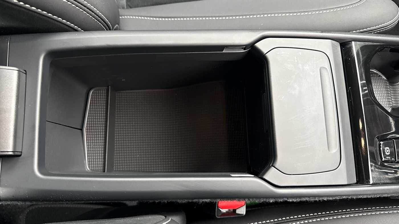 Used Volvo XC40 2025 for sale - 78035949: Photo 47