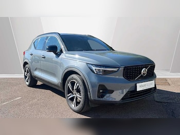 Used Volvo XC40 2023 for sale - 78343989: Photo
