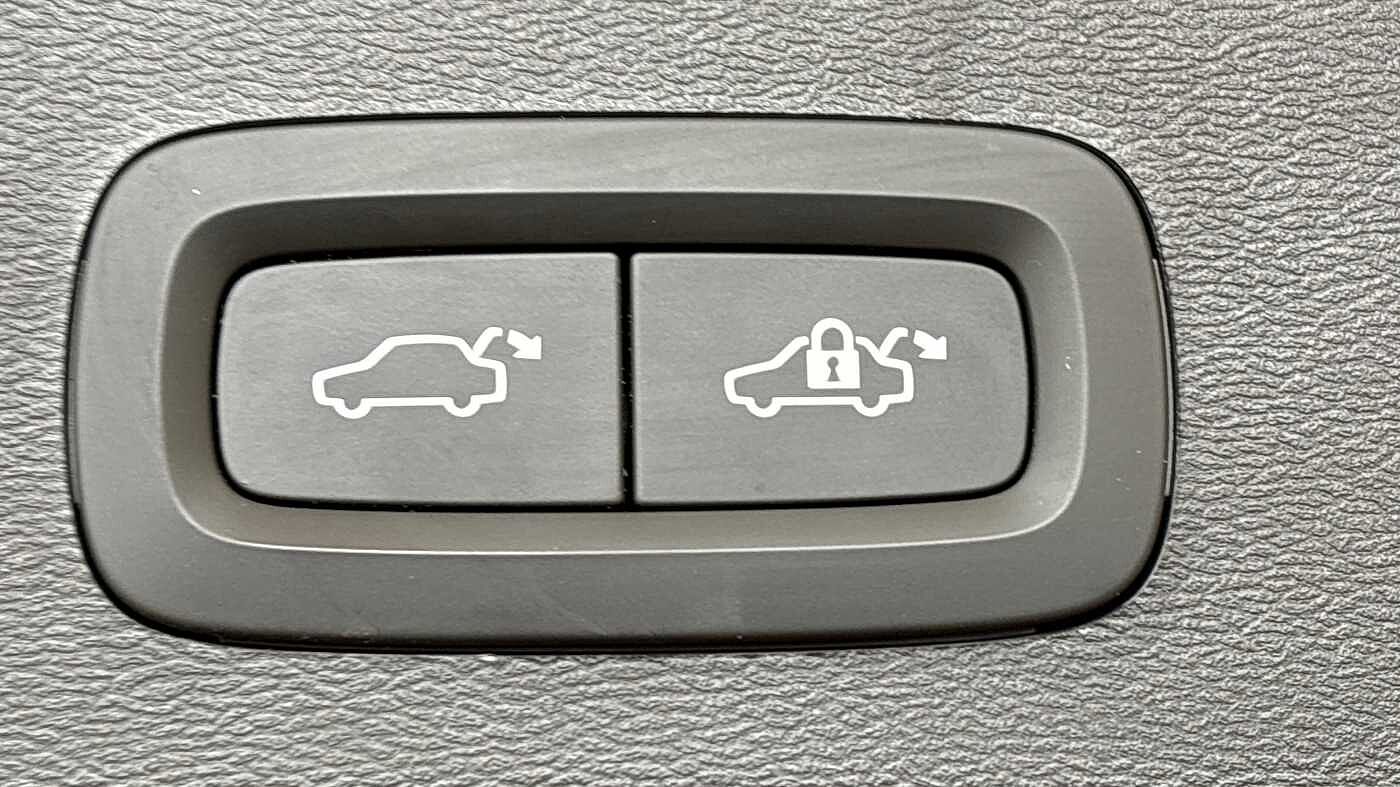 Used Volvo XC40 2023 for sale - 78035962: Photo 19