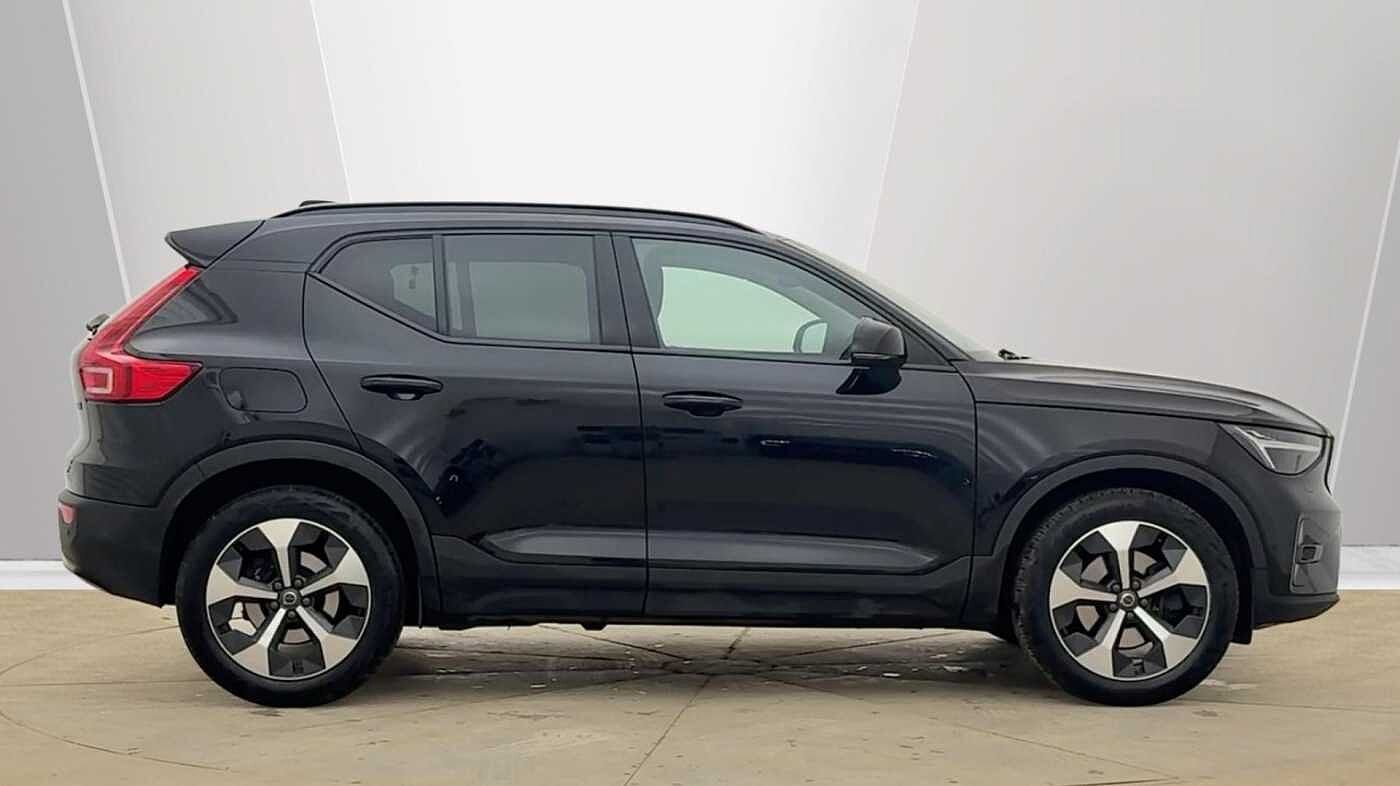 Used Volvo XC40 2023 for sale - 78035962: Photo 2